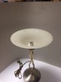 stylowa gabinetowa lampa stołowa nocna złoto srebrna massive do sypialni salonu na stolik.JPG