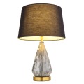 marmurowa lampa nocna z abazurem do sypialni apartamentu salonu na stolik czarna kisa globo.jpg