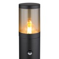 lampa stojąca latarnia ogrodowa słupek z czujnikiem sensor xeloo globo czarna parku ogrodu trawnik skwer chodnik.jpg