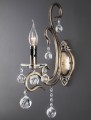 stylowy_kinkiet_krysztalowy_zdobiony_ornamentem_patyna_salon_sypialnia.jpg